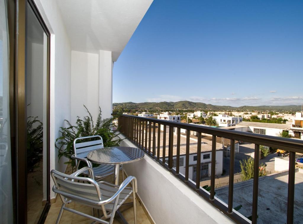 Can Jurat San Antonio  Exterior photo